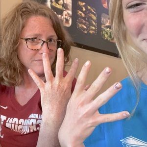 Meet your Posher, Jennifer